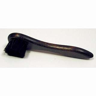 Black Dauber