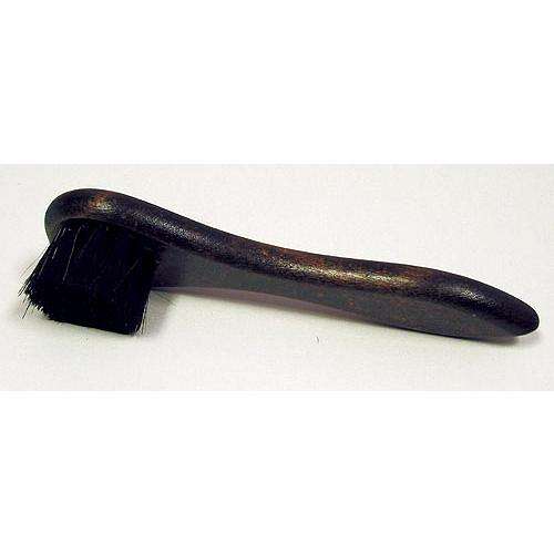 Black Dauber